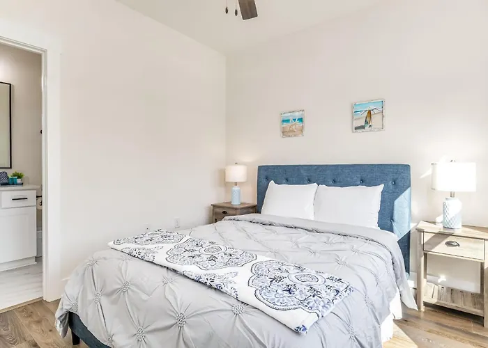 Downtown Sea Escape * Pensacola