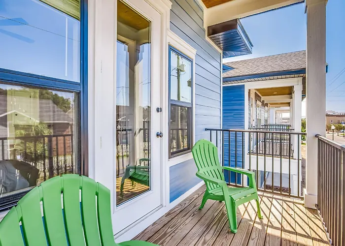 Downtown Sea Escape * Pensacola